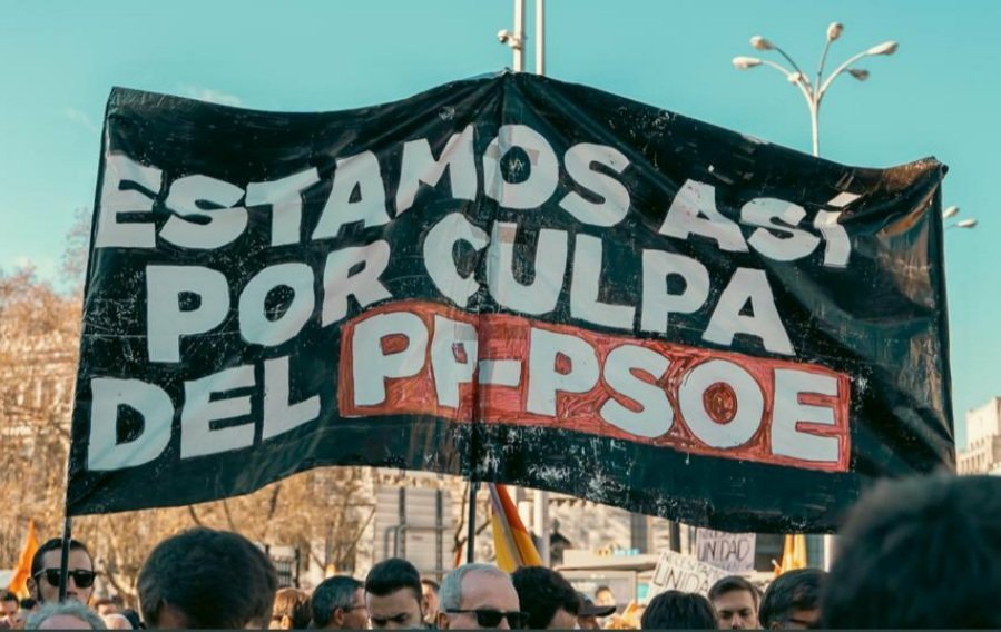 Carmela65307428's tweet photo. @rubnpulido SEGUIR VOTANDO A ESTOS HIJOS DE PUTA SEGUIR 🤮🤮🤮 https://t.co/vozfGphRXL