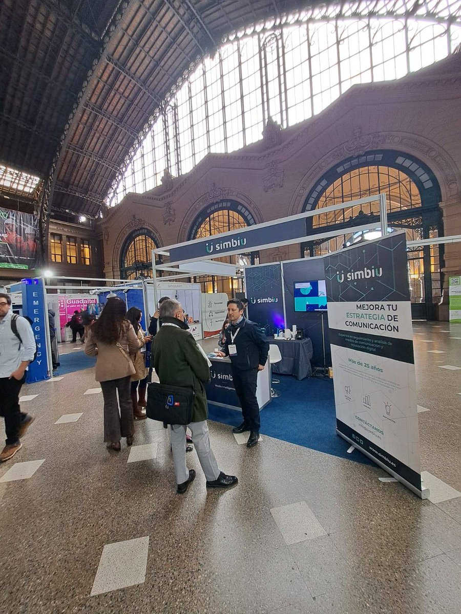 simbiu1's tweet photo. Estamos en Expo Compras Públicas Chile 2026 compartiendo cómo la inteligencia de medios, la reputación digital y la analítica ayudan a transformar la información en conocimiento. Si estás en la feria, ¡ven a conocernos al Stand 29! #Simbiu #ExpoComprasPúblicas #Chile https://t.co/lkEYYxIs2A