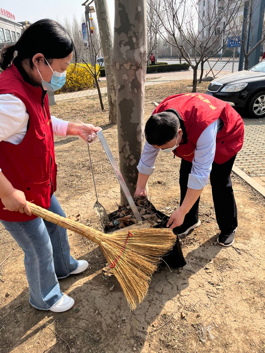 JereAbaloswnl's tweet photo. Join our weekend community cleanup this Saturday 9AM at Central Park! Bring gloves u0026 water – together we’ll make our neighborhood shine! ， https://t.co/FVaGPKUc6P