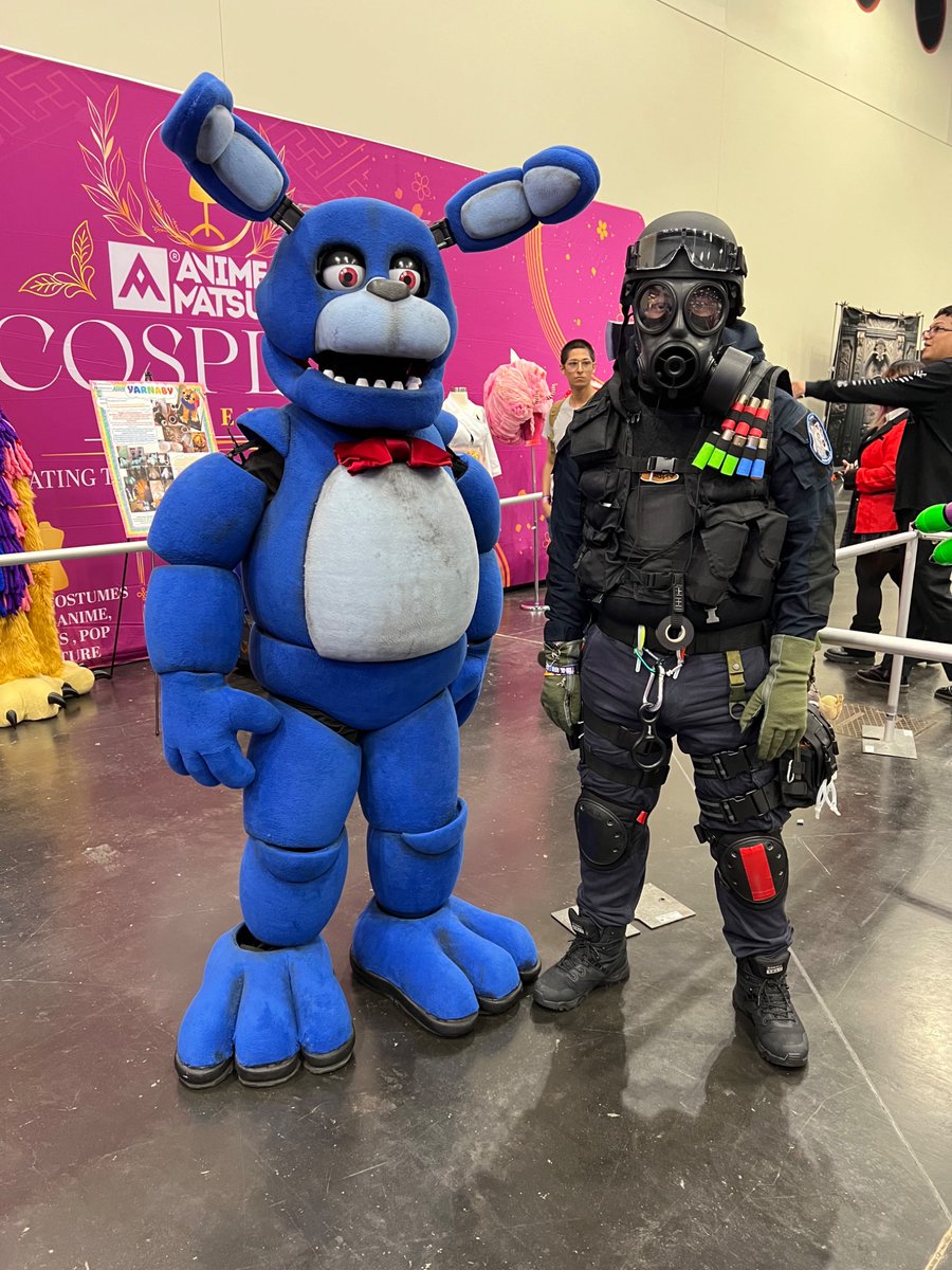 HunkVenom's tweet photo. Costume Five Nights My Favorite Blue  💙 Monster https://t.co/EE8KV8IG0P