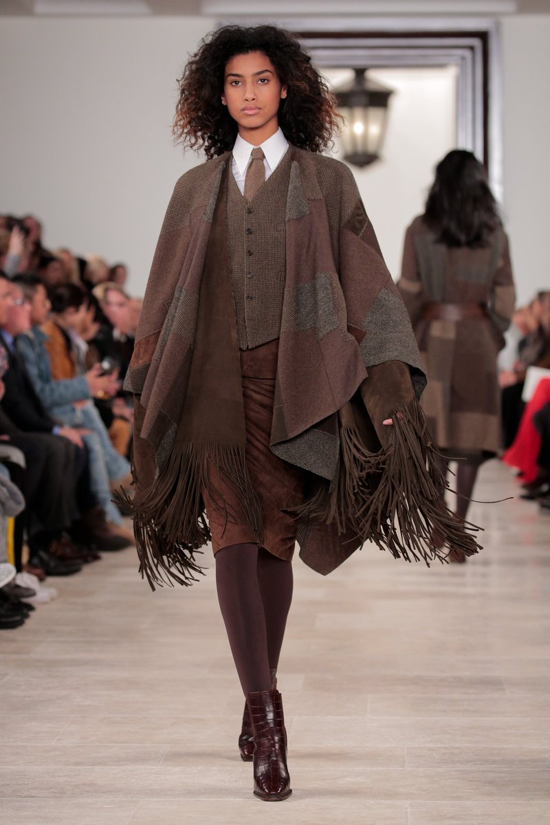 ziniyacouture's tweet photo. Ralph Lauren Fall 2016 RTW https://t.co/aFMqoFtuGh