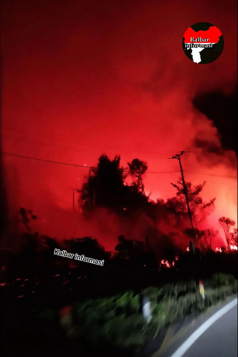 indepenSumatera's tweet photo. Pray for sanggau🥀 https://t.co/GW6MUvjhEe