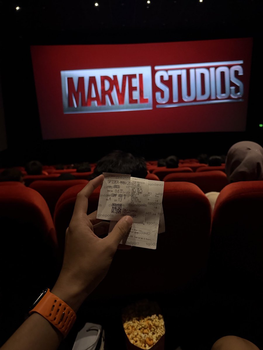 baskaracano's tweet photo. love youu my spideyy ❤️ https://t.co/JvWci0dRkg