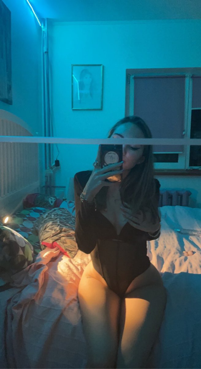 Sandra_george88's tweet photo. hot in here or just me? 
#420freak 
#philly 
#northphilly https://t.co/ckhVwCBKhU