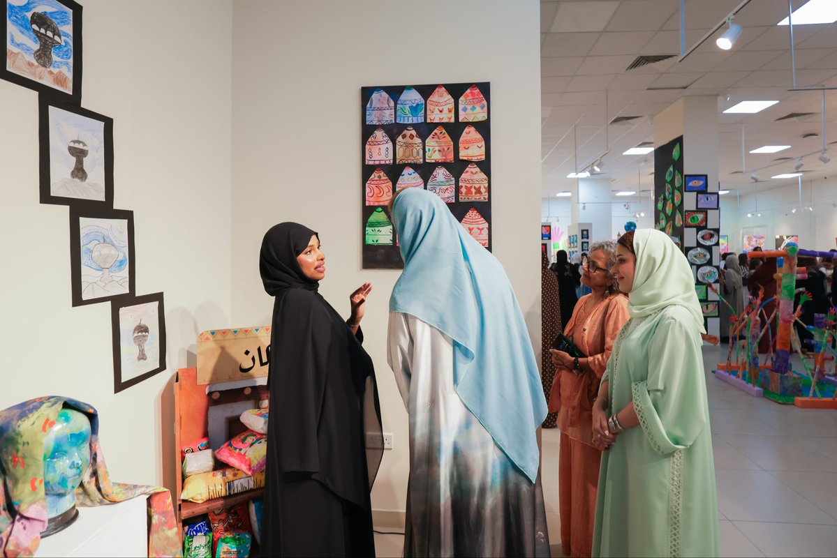 ShomoukhSchool's tweet photo. We were honored to witness an exceptional Art Exhibition held under the gracious auspices of Her Highness Sayyida Suzan Al Said, showcasing the remarkable talents of our students (2025-2026) 🎨 🖌️🖼️ #education #schools #oman #muscat #students https://t.co/pMZqLWEpeI