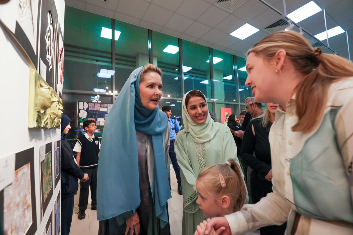 ShomoukhSchool's tweet photo. We were honored to witness an exceptional Art Exhibition held under the gracious auspices of Her Highness Sayyida Suzan Al Said, showcasing the remarkable talents of our students (2025-2026) 🎨 🖌️🖼️ #education #schools #oman #muscat #students https://t.co/pMZqLWEpeI
