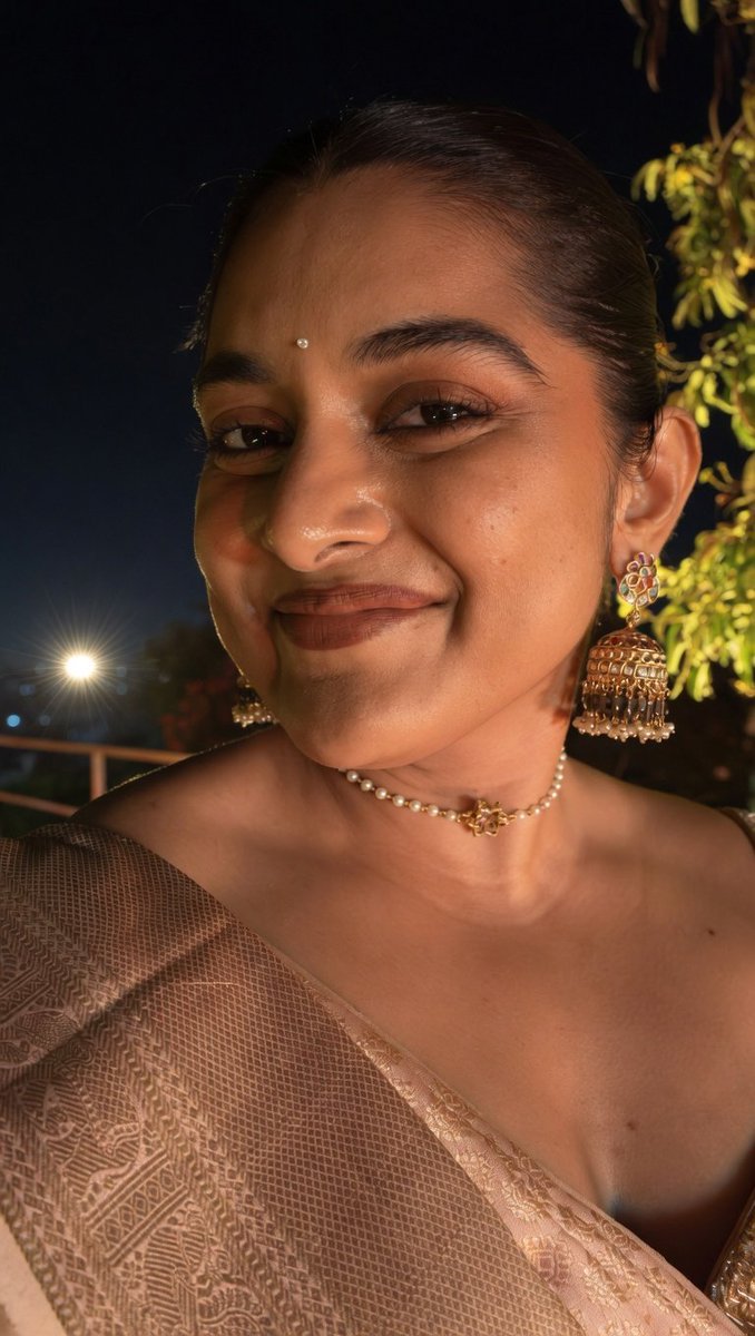 Dark_fantaasy69's tweet photo. Me: yendi akka, nee young ah Iruka time la yum en poola unna nenachi kulukka vacha ipo marriage agi 2 kolantha peththa aprm mum en sunniya aata vaikura

Frnd akka: chi porukki🤭😋

Me: sssh..kitta thatta 10th padikurapola irunthu unakku kai adichi oothitu irukan dii thevidiyale🥵 https://t.co/R19kkxcaEe