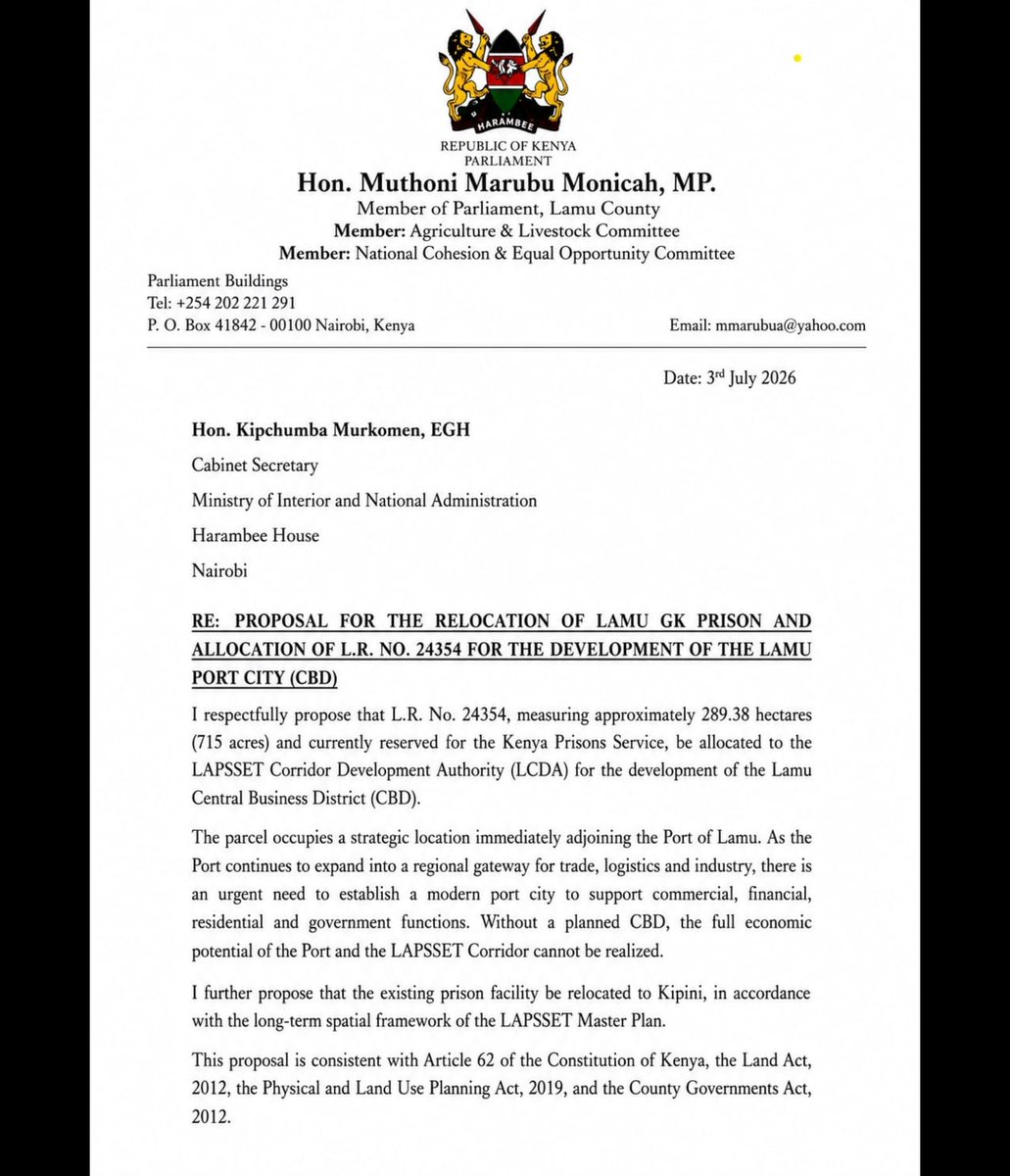 ahmednasirlaw's tweet photo. Just see how they want steal 600 acres of Prime Property in Lamu worth billions now that Aliko Dangote is building a refinery. These idiots have now shame. Can @EACCKenya investigate this is attempted daylight robbery. I hope Governor Timmay will stop this nonsense. https://t.co/qnqzsgwSKB