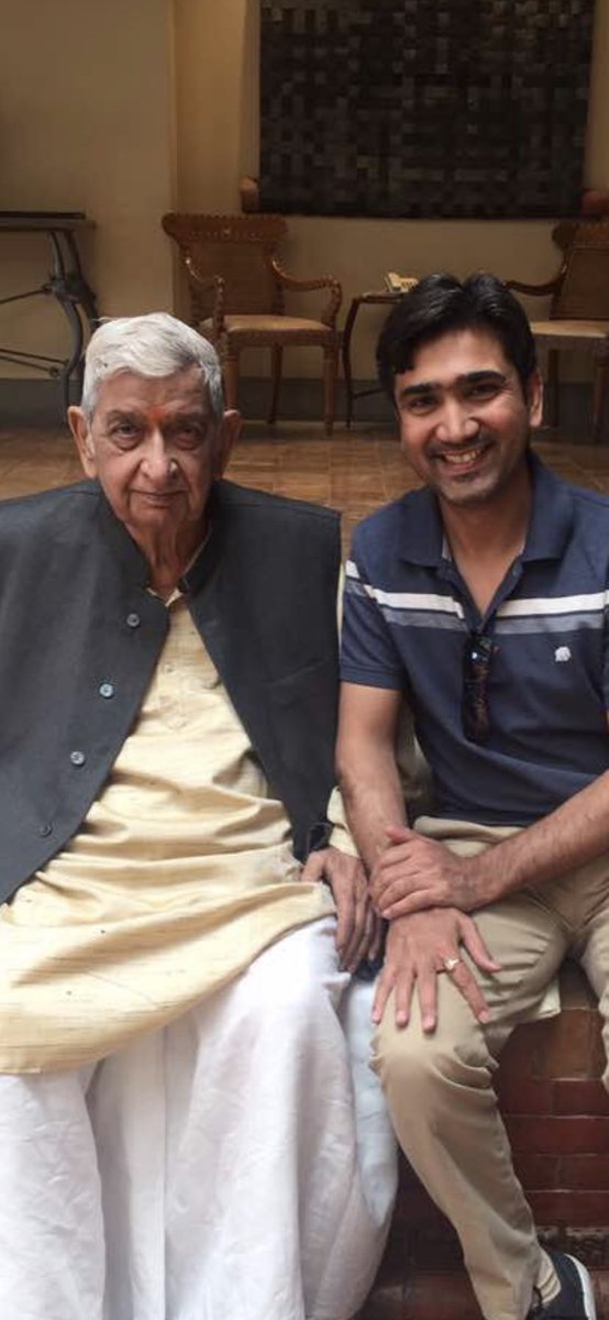 AshishVedSharma's tweet photo. Remembering my guru ji, Pt Mahesh Dutt Sharma ji, on guru Purnima #GuruBlessings #GuruShishyaParampara https://t.co/d5J7GnmxWb
