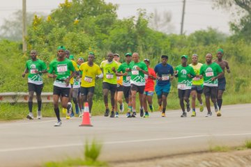 daisyrukun4e's tweet photo. 22nd August 🏔️👟
Lace up for the #TuskerLiteRwenzoriMarathon!  
Mountain views, good vibes, and every step = adventure.
Running to win or for the journey — see you at the start line 🇺🇬
#ExploreUganda https://t.co/njLAv50fgV