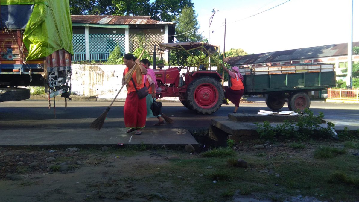 JiribamM's tweet photo. Let's keep our surrounding clean. https://t.co/Jjw4EoYQhW