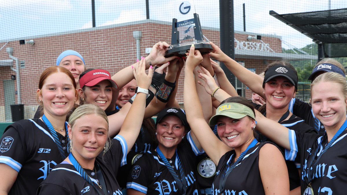 TopGunEvents's tweet photo. 🏆 Winning Wednesday 🥎

Every win starts with hard work, teamwork, and a relentless drive to get better. 💪

Here’s to the memories made and the victories earned at Top Gun Events!

#WinningWednesday #TopGunEvents #EliteFastpitch #WinningMindSet https://t.co/i8fGMjVEMz