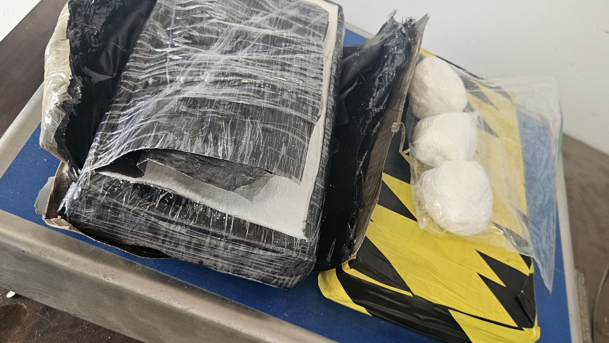 NEStatePatrol's tweet photo. Great work by Troopers in @NSP_TroopD last week to find over 5 pounds of cocaine during a traffic stop on I-80. A Grand Island man was arrested in the process. 

Details: https://t.co/HTNFA36OAh https://t.co/8PVV2AQuM2