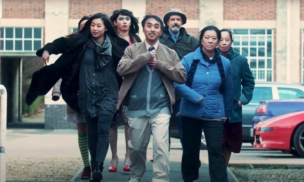 BlueCarpProd's tweet photo. A new British Chinese comedy, 'Fortune Cookies', is now streaming on Prime Video! 🍜🎬 Inspired by writer-director Brenda Lee's childhood growing up in a family-run Chinese takeaway, it's a heartfelt 1990s family story worth checking out this weekend.

#PrimeVideo https://t.co/2odL5sBmZw