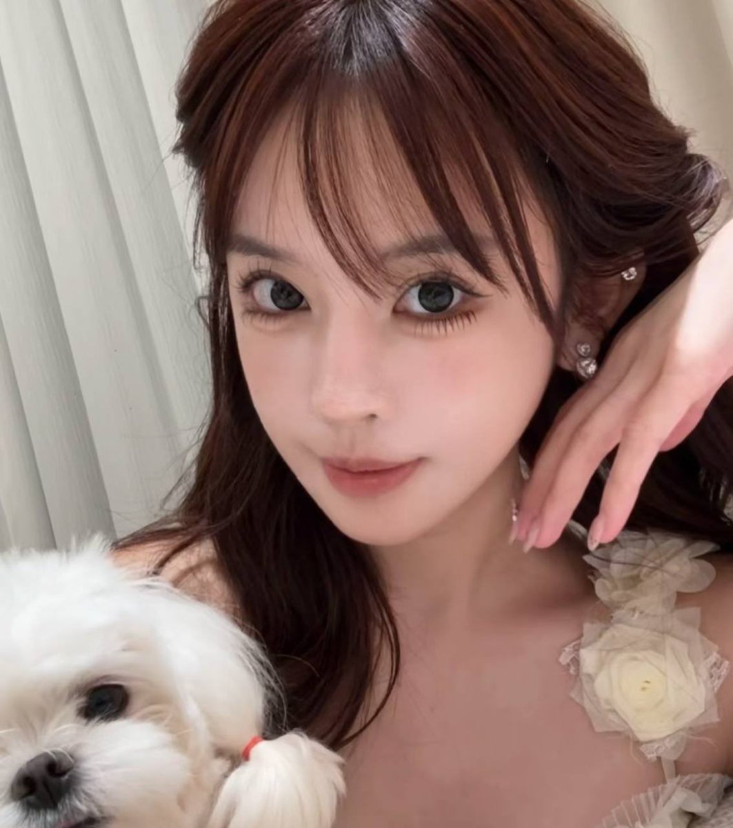 chase_shxc's tweet photo. 今日好评推荐老师 栗子
地区 : #闵行
数�� : 2005_172_44_B
🤍情商高 学历高🥢腿
🤍素质极高 声音甜美 脾气超好
🤍小巧玲珑 ��种风格 可甜可御
🤍打扮洋气 风情万种 

更多优质老师完整资料，主页置顶群内看 @chase_shxc 
@chase_psz
@chase_ysq
@chase_pzt
@chase_zxz https://t.co/2gduM1tUfO