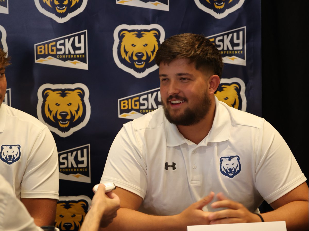 UNC_BearsFB's tweet photo. 𝐓𝐚𝐥𝐤𝐢𝐧' 𝐬𝐡𝐨𝐩 🗣️

Thanks for another great weekend, @BigSkyConf!

#BearCountry https://t.co/dxu0BWvUwD
