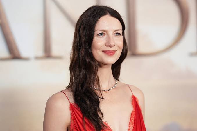 distarplusss's tweet photo. #ULTIMAHORA🚨| ELENCO! Se anuncia que la actriz #CaitrionaBalfe se unió al elenco de la próxima película Live Action de #Disney #Tangled (Enredados) , la actriz interpretará a la madre de rapunzel que al parecer podremos conocer un poco más en esta versión! No querrás perdértela en 2028 directamente en los cines.🍿🚨