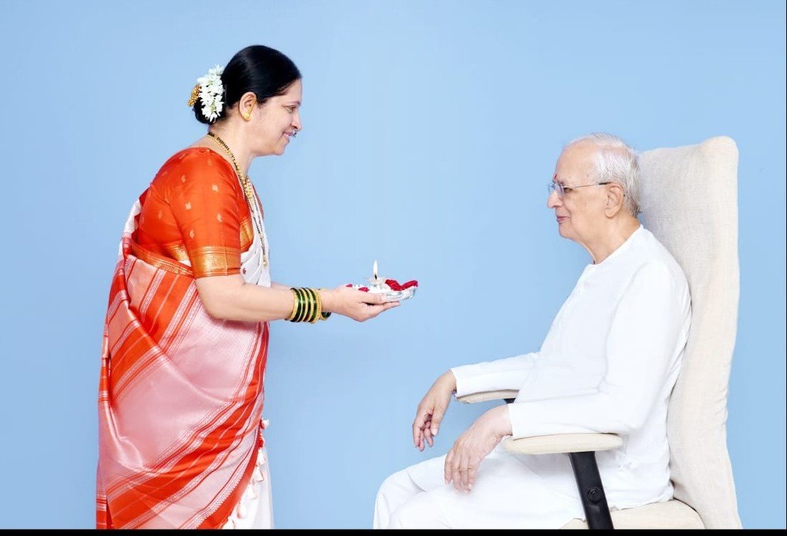 SanatanSanstha's tweet photo. On the sacred occasion of #GuruPurnima , Shri Satshakti (Mrs.) Binda Nilesh Singbal, one of the Spiritual Heir of Sachchidananda Parabrahman (Dr.) Athavale, performed the traditional Aukshan of Sachchidananda Parabrahman Gurudev with deep devotion and reverence, and sought his divine blessings