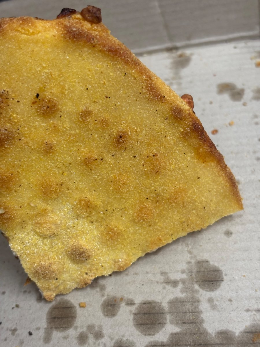 m_marathicha's tweet photo. @dominos my order no. Is 166
Received pizza cold and tacos are extremely hard the outer shell.

Please refund my order amount.

Not eatable throw into dustbin https://t.co/OAkcyUgIst