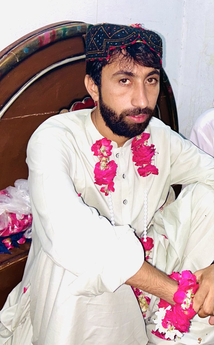 Sammu_baloch's tweet photo. A Young Man Who Dreamed of a Future, Now Lost in the Darkness of Torture Cells
#ReleaseUsmanBaloch
#SaveBalochStudents https://t.co/2UGbuU7fOU