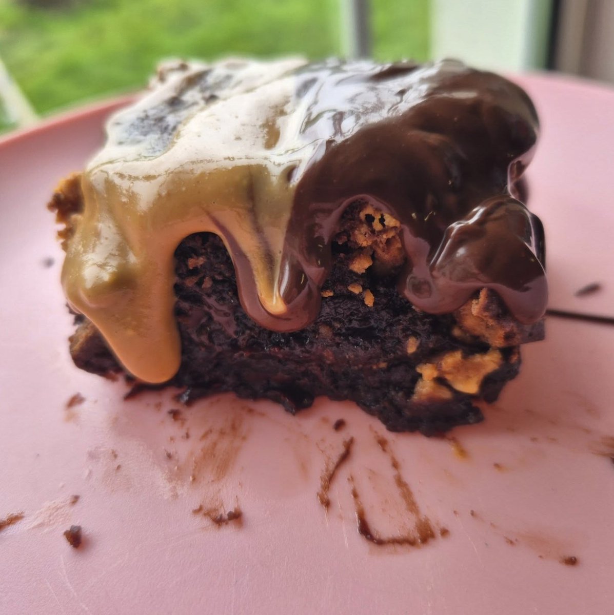 createdincavan's tweet photo. Our latest blog, Best Homemade Treat Spots in Cavan, celebrates the incredible cafés, bakeries &amp; artisan producers creating everything from freshly baked breads and pastries to cookies, cakes and wholesome bakes across Cavan.

Read the full blog here: https://t.co/KLWiZUJGAU https://t.co/HYBz6GbJ8K