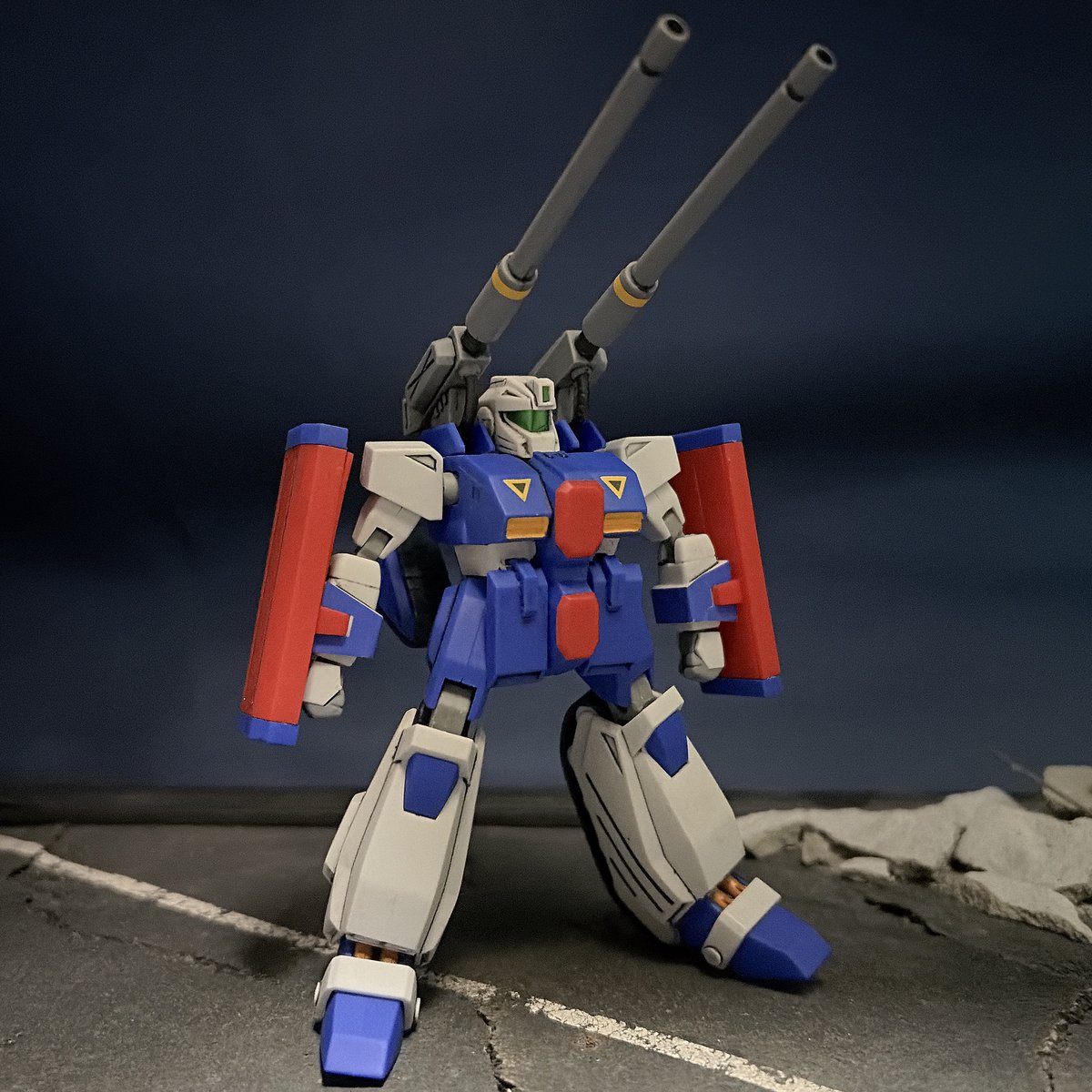 tanupura_hobby's tweet photo. おはようございます❗️🤗
今日も１日宜しくお願いします❗️😆今日はガンダムF91よりガンタンクR44です❗️🥳

戦争博物館のロイが保存していた機体❗️この時代にもガンタンクが❗️😍

CVの襲撃に対抗しようと出撃するもキャノンは暴発❗️😱
ボロボロになりながらもシーブック達を宇宙港へ送り届けてました❗️🥹 https://t.co/0cRPCw0Adx