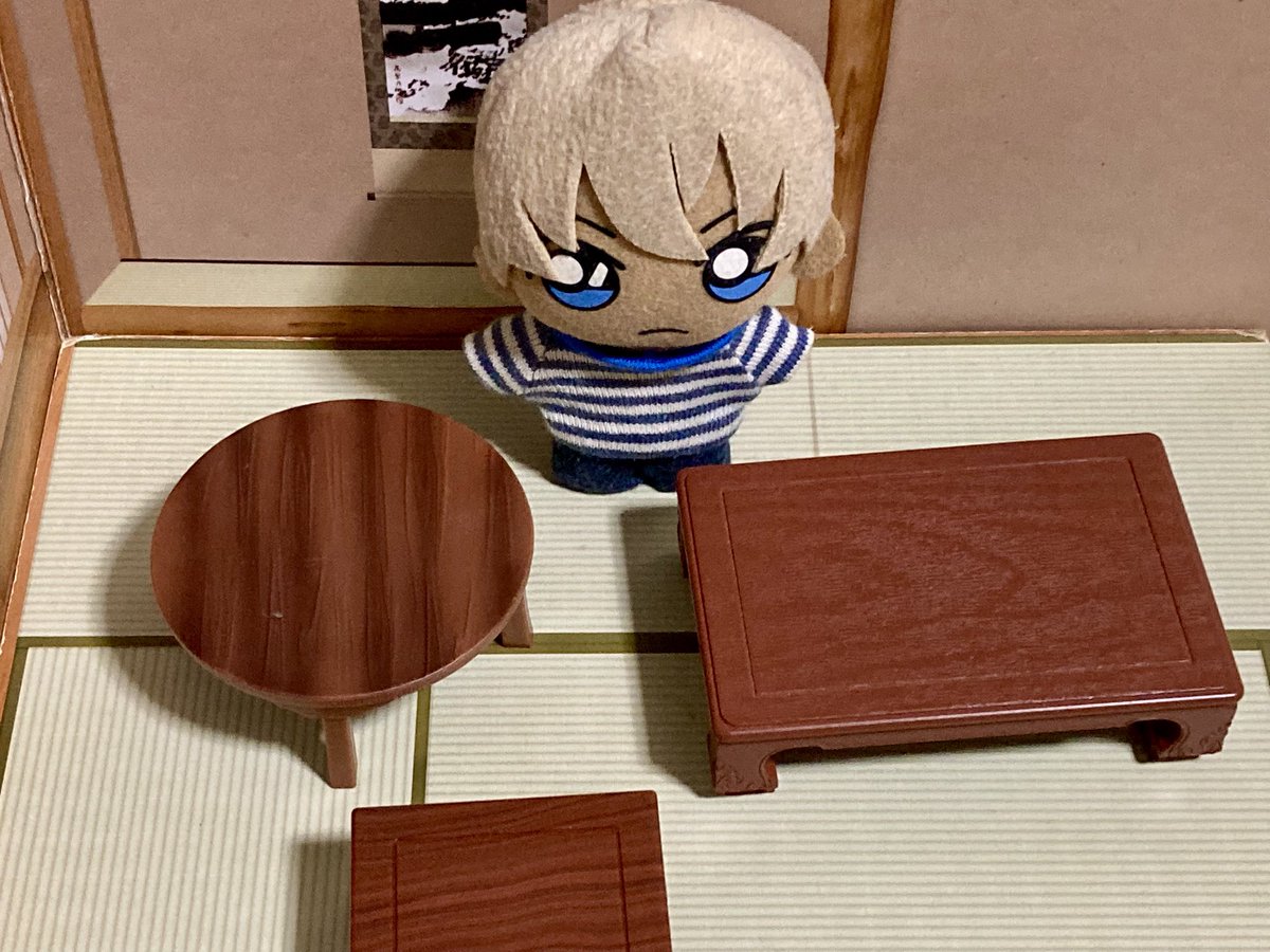 n_zeon24's tweet photo. さいきん あたらしく まるい ちゃぶだいが
きたぬ
こうして ならべてみると
こせいが あって いいぬいね！
#まいにちぬいくん https://t.co/hANpnOZ7w3