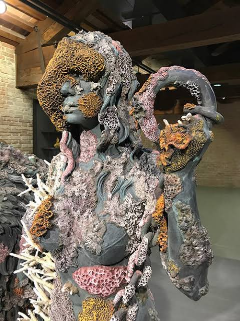Original_Audio's tweet photo. Damien Hirst https://t.co/4PfGHWkgC2