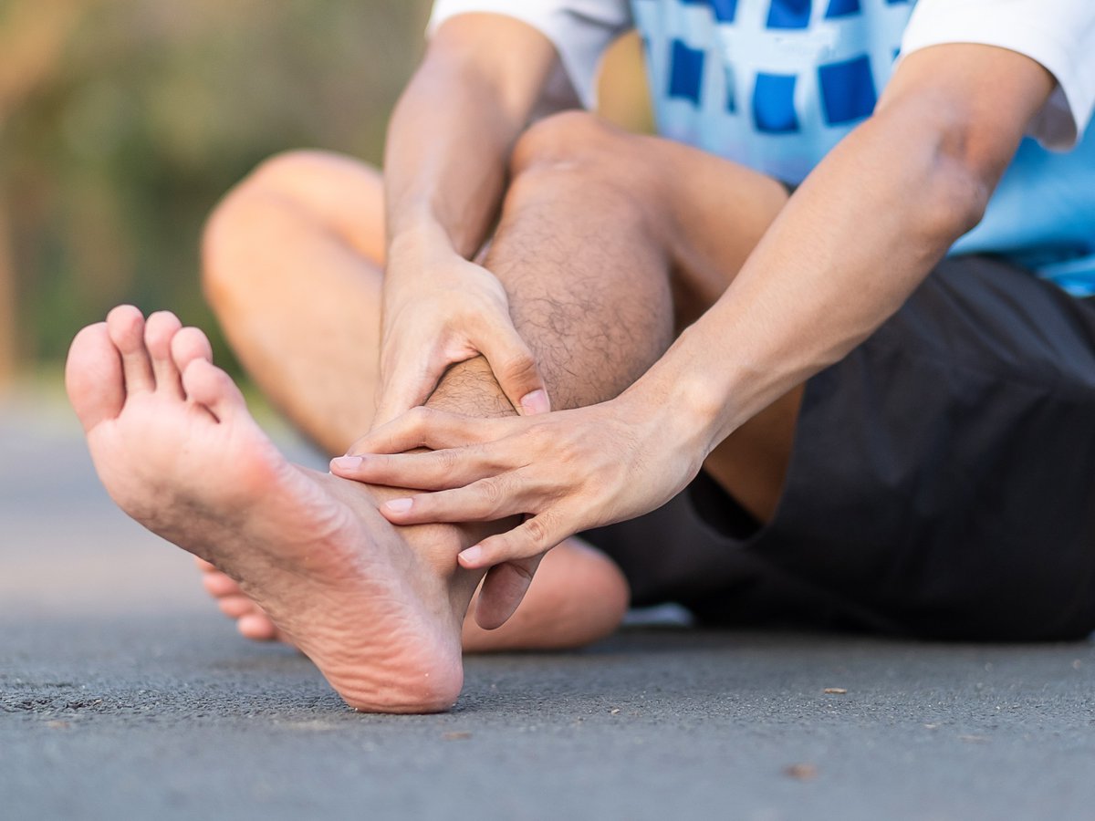 IrvingFoot's tweet photo. Plantar fasciitis ruining your runs? The right treatment keeps you moving pain-free. Let’s find what works for you! 🦶 #RunningPain #FootCareFirst
https://t.co/44t0Mc4kUn https://t.co/5ZO4fUkVCn