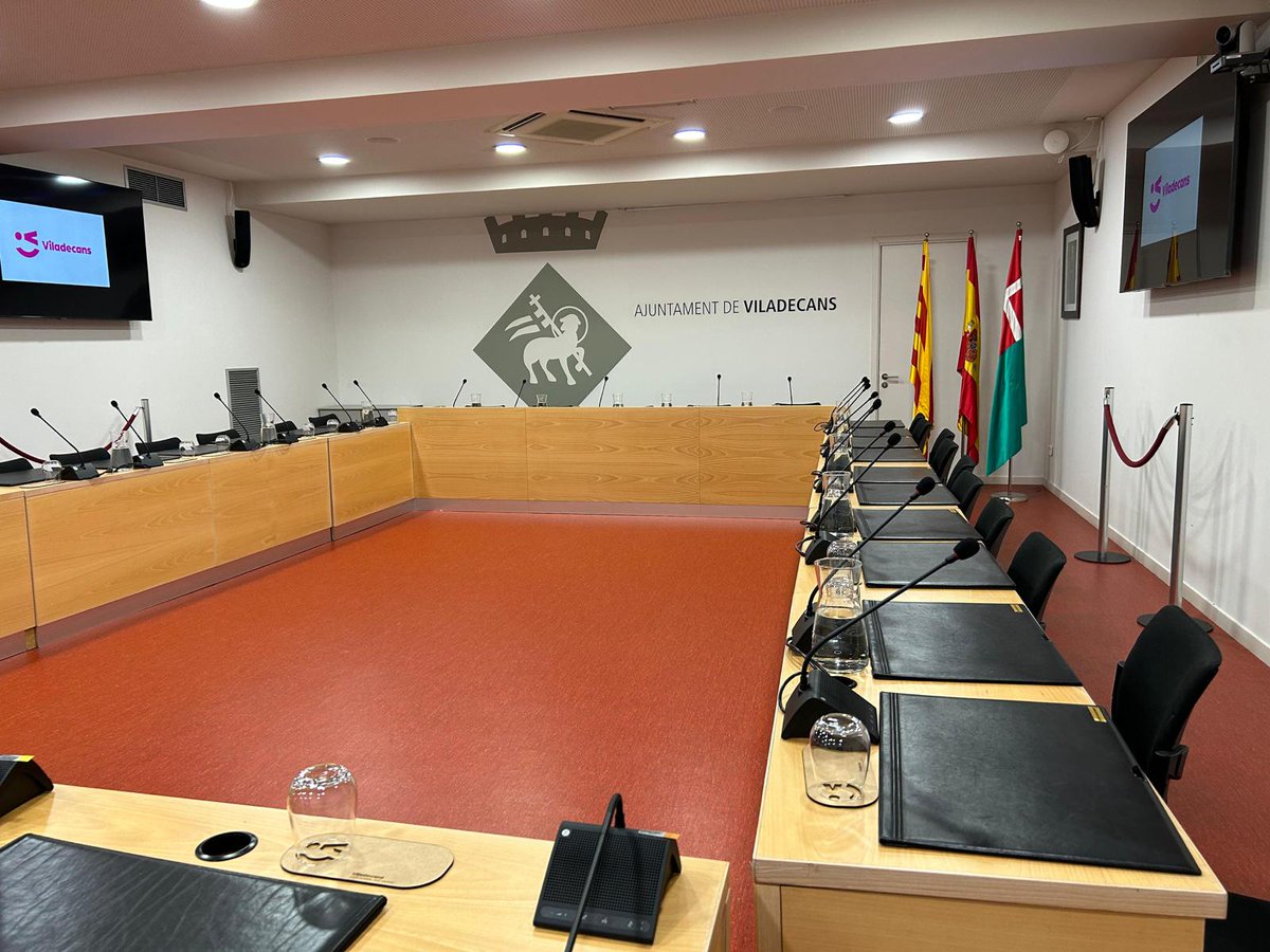 ERCViladecans's tweet photo. 🟤 [AGENDA] Aquest dijous 30/7 (19 h) últim Ple municipal del curs a #Viladecans. Des d'ERC presentem una moció per millorar la cobertura mòbil especialment al barri de Sales. També fiscalitzarem com sempre l'(in)acció de govern

Ordre del dia 👉 https://t.co/4740pE1qRX https://t.co/8twCX2bzkM