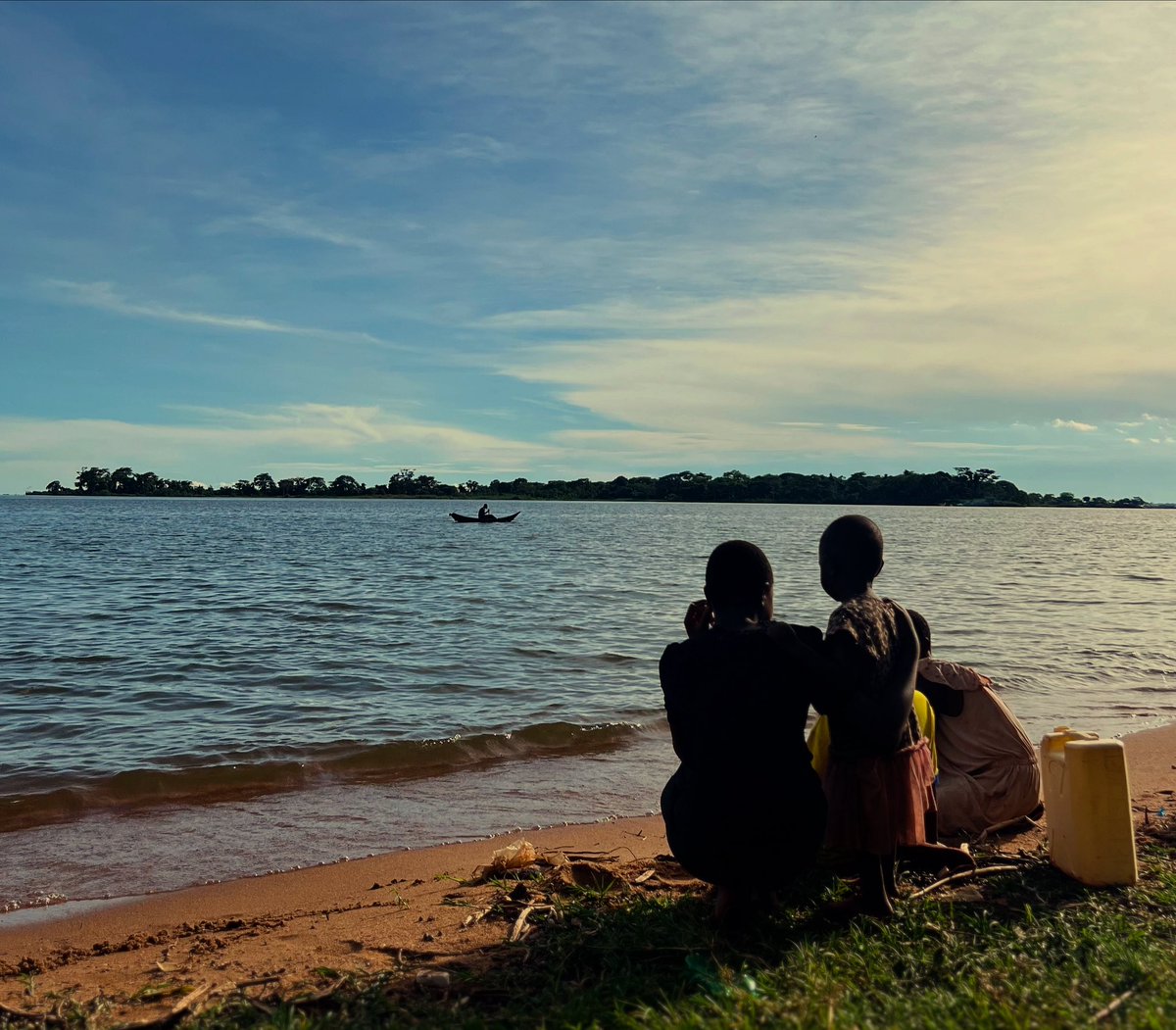 GChrtrn's tweet photo. 👋🏽Farewell, #Uganda 🇺🇬

Apwoyo matek
Apwoyo tutwal
Awadifo
Erri maber
Eyalama
Eyalama noi
Kongoi
Ma’di draa
Miulo muno
Mwebale muno
Mwebare munonga
Mweebale nnyo
Naleul
Wasingya

And many more… #LandOfDiversiry #ThePearlOfAfrica 

Thank you 🙏🏽 https://t.co/BIh5W6xCOR
