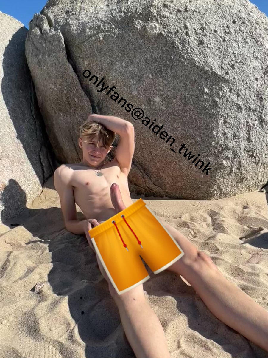 aiden_twink tweet picture