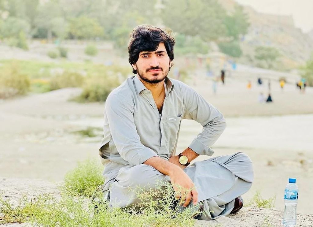 Sammu_baloch's tweet photo. Saeed Baloch
Ex student of QAU Islamabad
Date of abduction: 08/07/2025
Resident of Panjgur
#ReleaseSaeedBaloch
#SaveBalochStudents https://t.co/RVHEll1ZTz