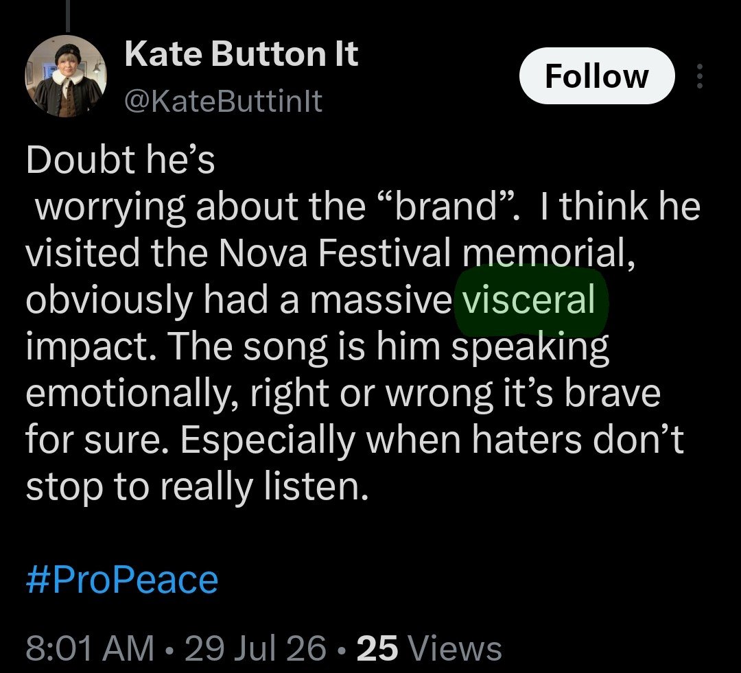 WasYa475's tweet photo. " visceral " Nice bot word ,#KateButtonIt 🤣 Claiming a man drowning in a 12 million debt isn't worrying about his "brand" is pure delusion.Slapping a #ProPeace hashtag on a song that explicitly tells people to shut up is a joke. Wake up.🤡
@BoyGeorge @OtherBoyIsBack
#BoyGeorge https://t.co/j1PH2CECSS
