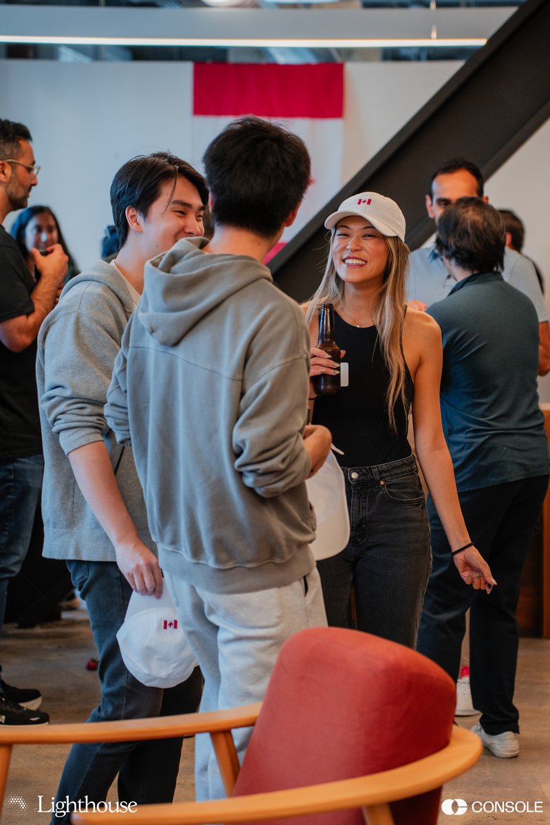 forwarddeploy's tweet photo. 🇨🇦🇺🇸150 Canadians all coming together to celebrate home away from home in SF

Thank you @console__ and @lighthousehq_ for helping make it all happen!

Let me know if you're a Canadian also in the bay, would love to have you at the next one! https://t.co/pkp8KIYEM7