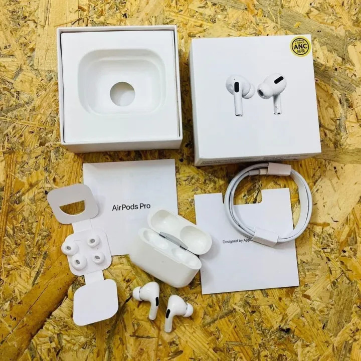 TechZentGadgets's tweet photo. 🚨 BIG SALE ALERT! 
🎧 Apple AirPods Pro (2nd Gen) 🤍
✨ Premium Look | 🔊 Crystal Clear Sound | 👌 Comfortable Fit
🔥 Limited-Time Launch Discount!
📩 Visit our FB page and DM to order before stock runs out! ⏳
🌐FB Page: https://t.co/h0cjLY5MJX

#TechZent #Bangladesh #ads https://t.co/cMQvExJF49