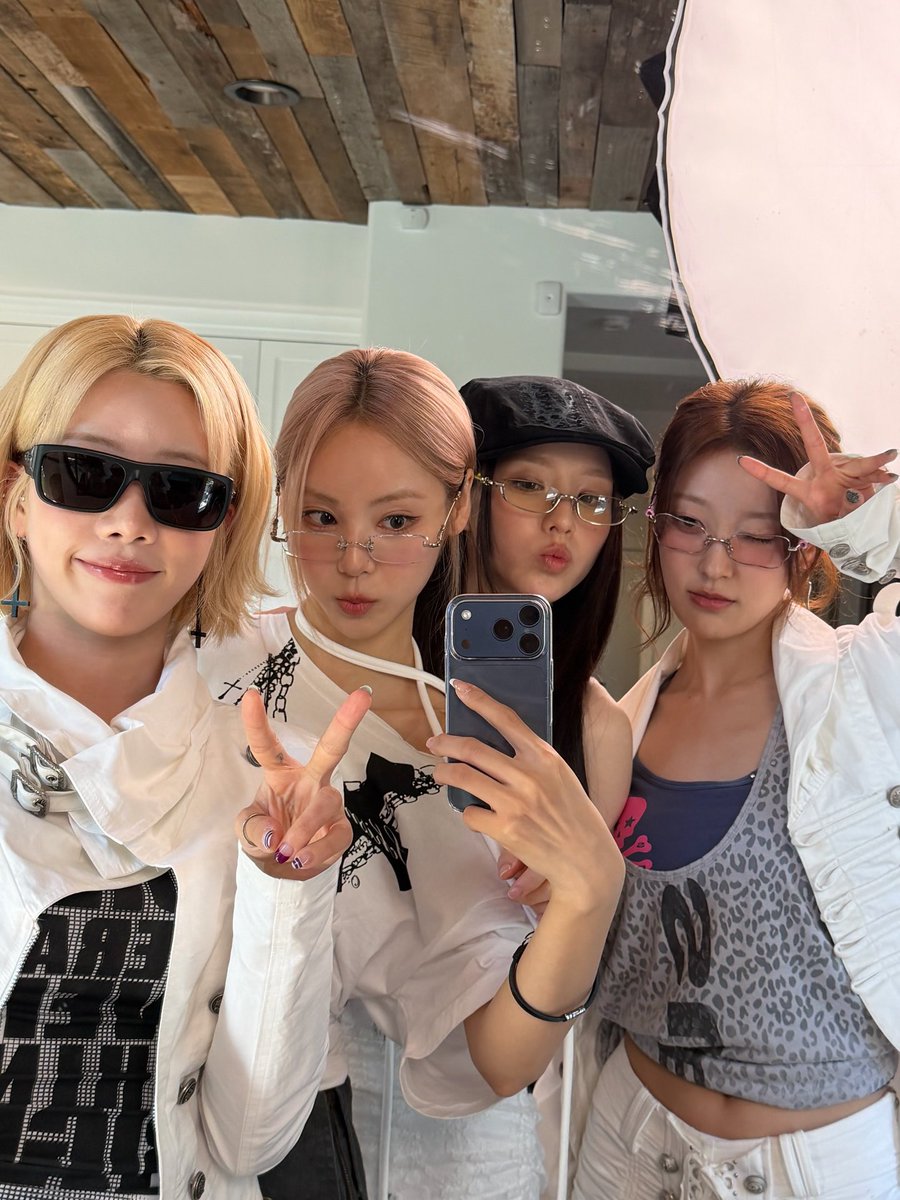 kimlipmedia tweet picture