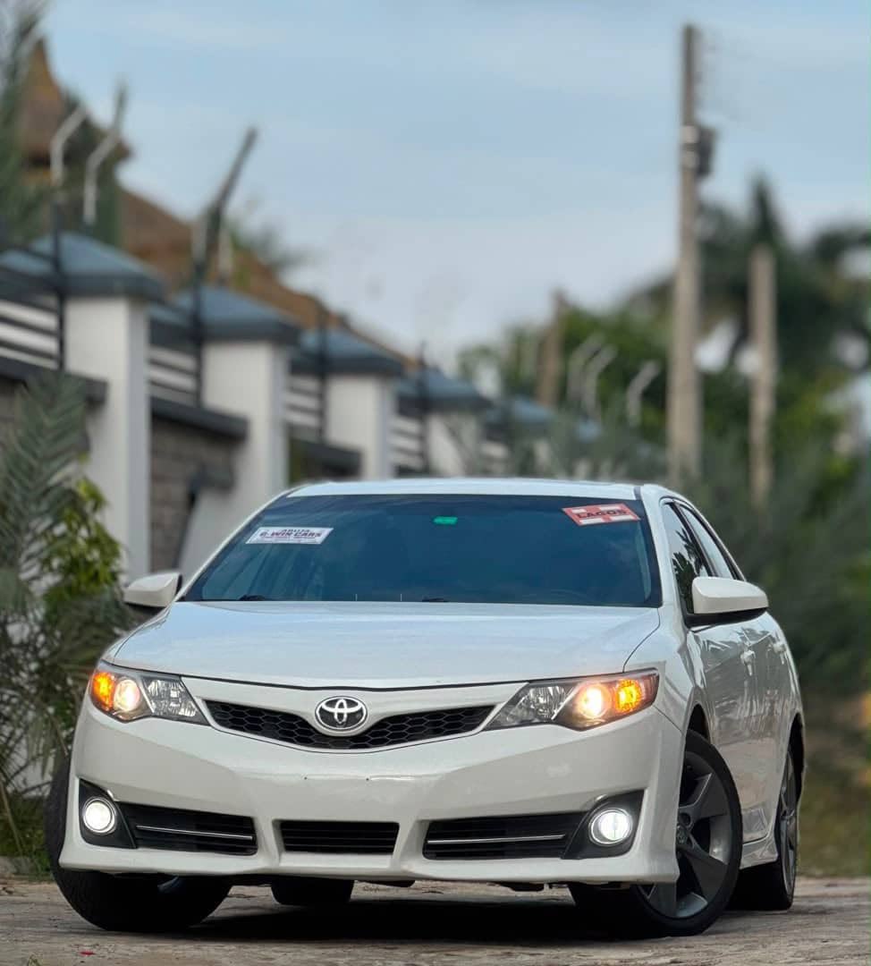 Abduol_ASA's tweet photo. *DISTRESS SALE*‼️‼️
*SARI SARI SARI* ‼️‼️

*Foreign Used 2014 Toyota Camry SE* 
- Free Accident
- ⁠Sunroof
Price *₦13,000,000*
Original Custom Duty
Location Kaduna

@all https://t.co/sPZWsM6AkV