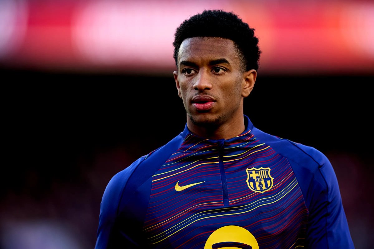 BarcaUniversal's tweet photo. ❗️Alejandro Balde: "Leo Messi is the best player of all time, but my favorite player is Samuel Eto'o."

"He is my childhood idol and I have always liked him." https://t.co/jDWbCKLlIB