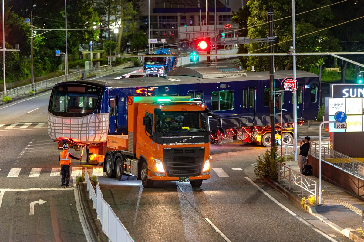 YY_Train_Labo's tweet photo. 2026.07.30
相模鉄道 13000系
13100号車
総合車両製作所(横浜) 出場 陸送

本日未明、相鉄 13000系 の 13100号車が J-TREC から陸送にて出場しました。

2027年3月に開幕する【２０２７年国際園芸博覧会（GREEN×EXPO 2027）】で展示される車両と思われます。 https://t.co/dm8nMDxrCP