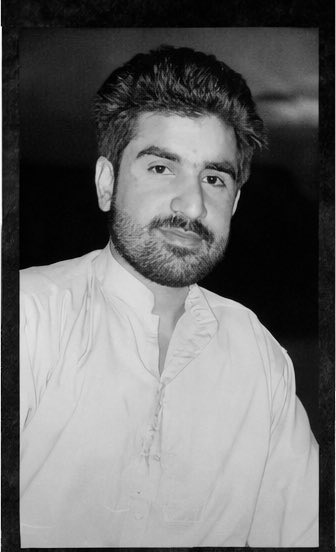 Sammu_baloch's tweet photo. Hakim Majeed Baloch
Student of Ghazi University DGkhan
Date of abduction: 02/11/2025
Resident of Dera Ghazi Khan
#ReleaseHakimMajeedBaloch
#SaveBalochStudents https://t.co/MsobQ2dKgc