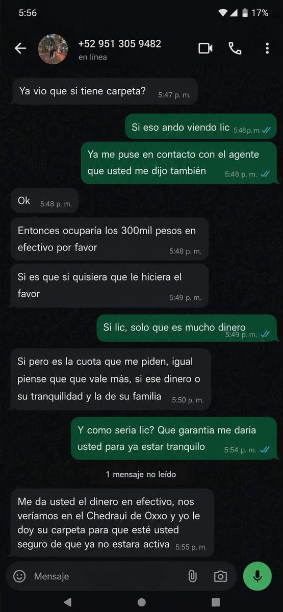 Lengua_Popular's tweet photo. Se los voy a decir pero no se lo digan a nadie: la perito del @FiscalOaxaca Gloritzel Aquino, es sobrina de Argeo Aquino ex presidente de Xoxo y prima de la actual regidora Itzel Aquino, quienes la habrían colocado en esa posición. @Nancy_Benitez_ https://t.co/J66ptz9MwK