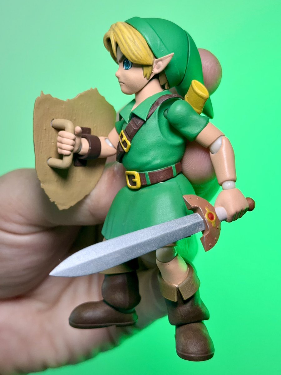 EScrubby_'s tweet photo. Fully 3D printed and hand painted by me! Used hobby base joints for articulation. https://t.co/zpIqEkoH0F