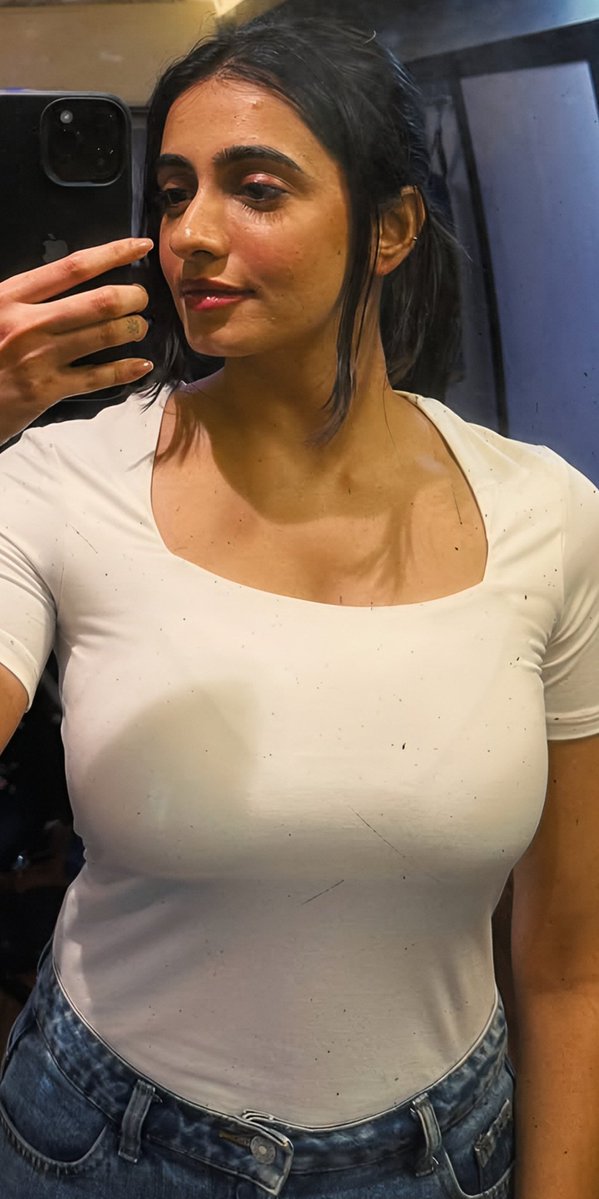 TonySta18217506's tweet photo. Aahh🤤Manasa❤️‍🔥Complete✅Package🥵Ellaamey Tharamm🥶So So Underrated🥱 https://t.co/X7UBIeqDCV