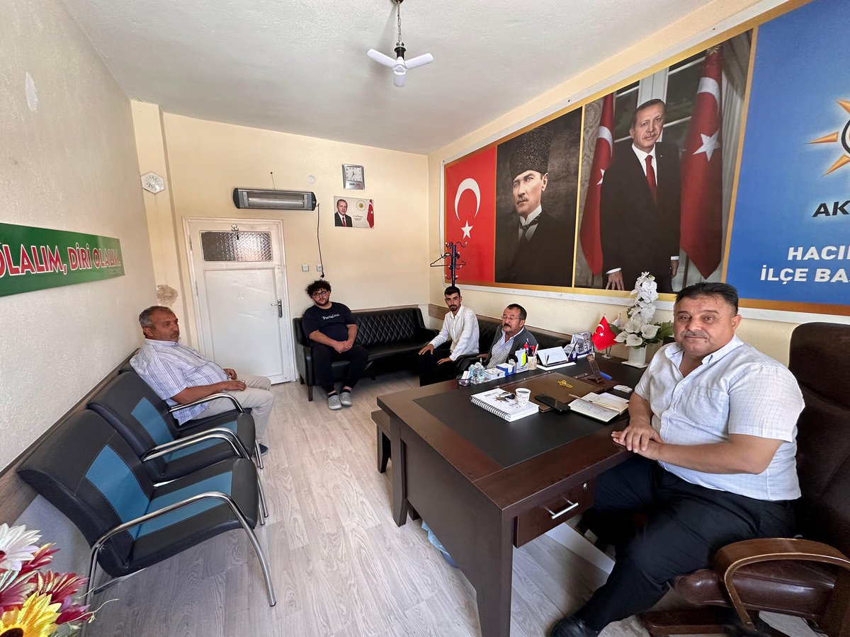AKHACIBEKTS's tweet photo. AK Parti Hacıbektaş İlçe Başkanlığımızda bugün köylerimizden ve Hacıbektaş merkezden gelen kıymetli hemşehrilerimizi ağırladık.

Vatandaşlarımızın talep, öneri ve görüşlerini dinleyerek istişarelerde bulunduk.
@av_mfa @MvSuleymanOzgun @EmreCaliskan_50 @abuyukgumus https://t.co/tzXN5TUkbW