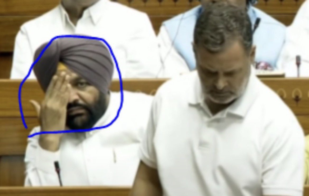 Ritsverse's tweet photo. Pajji be like - kis gadhe ko leader Bana Diya 😭😭😭 https://t.co/ApuJQ08szu