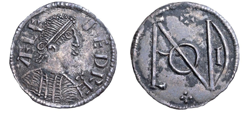 CeliaElk's tweet photo. @QcWynter @AminCad @AbeWinsAgain @Docstockk @unherd Alfred the Great's Penny in the Royal Mint Museum seems to indicate that he sported dreadlocks, a bone or pin through his nose, and generous lips.

I'm no longer sure who's appropriating what. https://t.co/FaZcsmUFuC