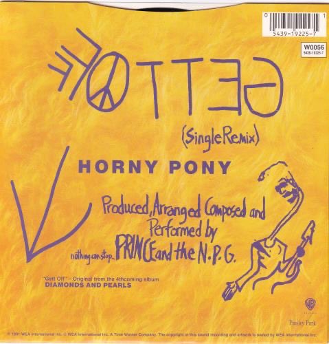 NevrEnufGuitar's tweet photo. 2day back in 1991 Prince &amp; The NPG released ‘Horny Pony’ as the B-side 2 their club banger ‘Gett Off’
This is not music, this is a trip…taken in the ‘Prince – King of B-sides’ book which explores his 30+ non-album track flipsides.

#Bsides #90s #Prince #NPG4Life https://t.co/WKkkDUadfC