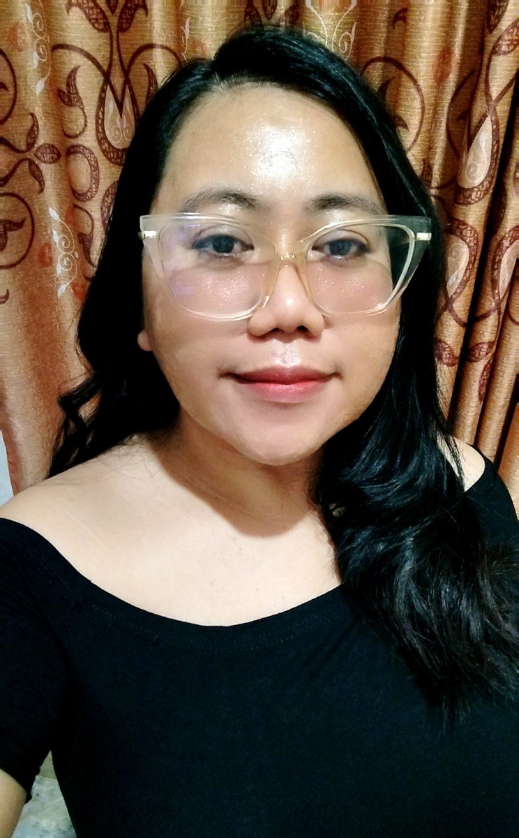 Binarwajah's tweet photo. Tante-tante ini menolak redup

Selfie adalah caraku menghargai maha karya Tuhan yg indah seangkasa raya galaksi bima sakti ini. https://t.co/Y3n0wY16lm