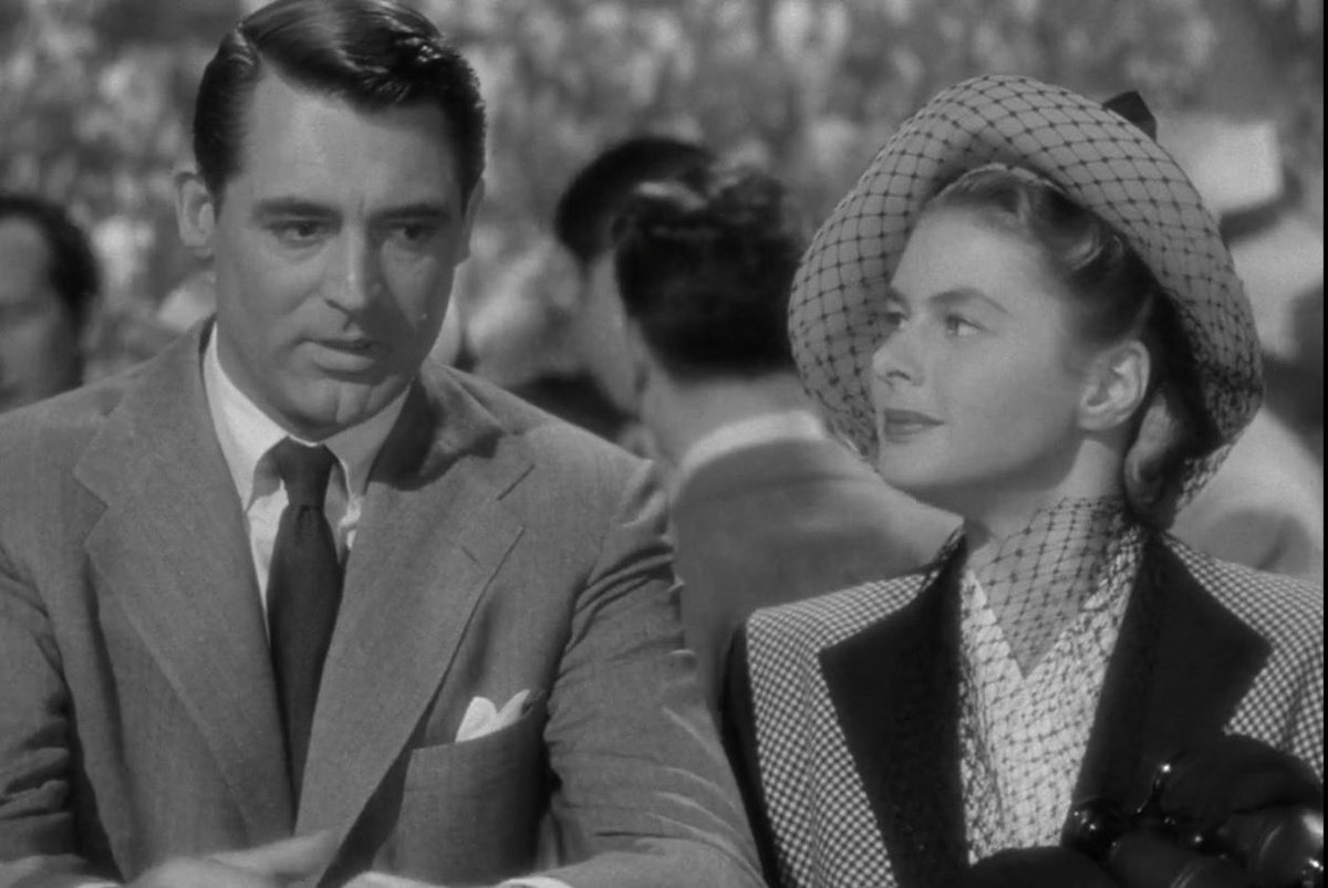 Miso_1993's tweet photo. Ingrid Bergman. Cary Grant. Claude Rains. Alfred Hitchcock. Notorious (1946). 🗝️✨ https://t.co/EJ7hzYIHhe